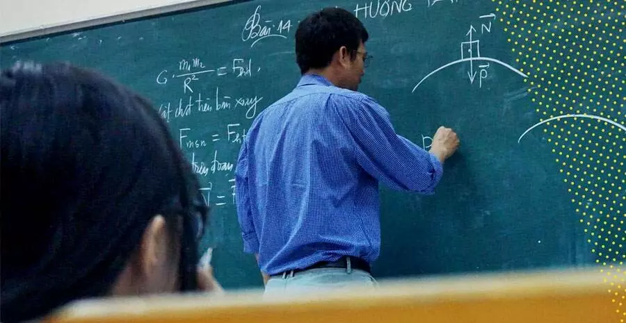 Imagem de Controle o ponto dos professores: veja como adotar a gestão de jornada de forma eficaz na sua escola