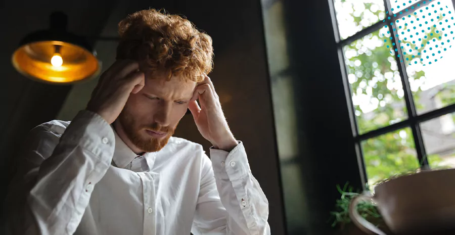 Imagem de Entenda como a depressão no trabalho surge, quais medidas tomar e os primeiros sintomas.