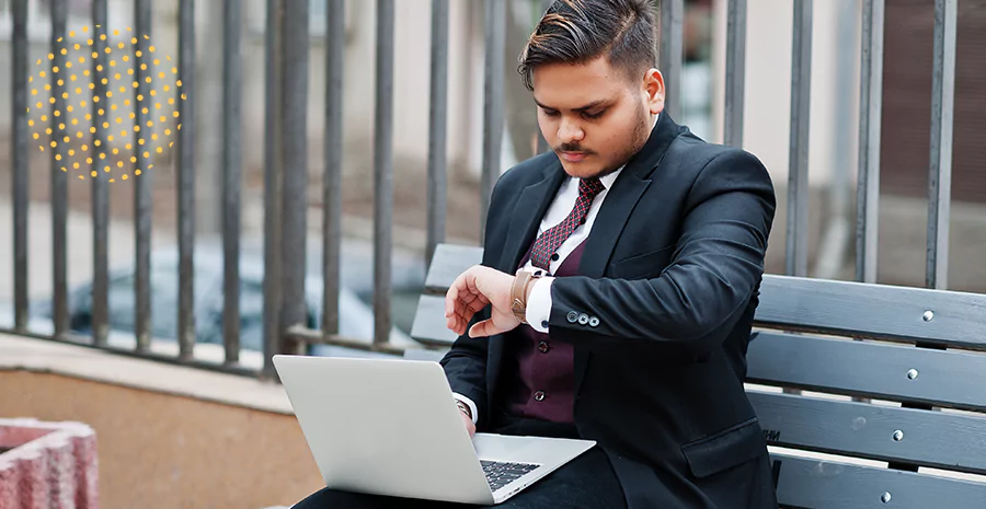 Imagem de Controle de ponto por exceção: entenda o que é, quais as vantagens e quando adotar na sua empresa