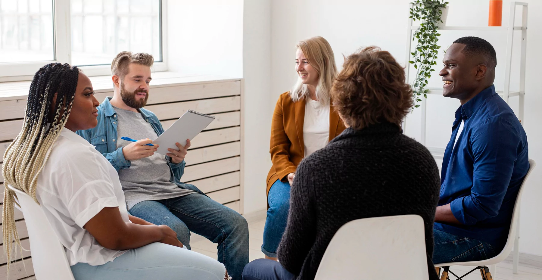 Imagem de Transforme a sua gestão com rodas de conversa: veja a importância, os benefícios e dicas práticas!
