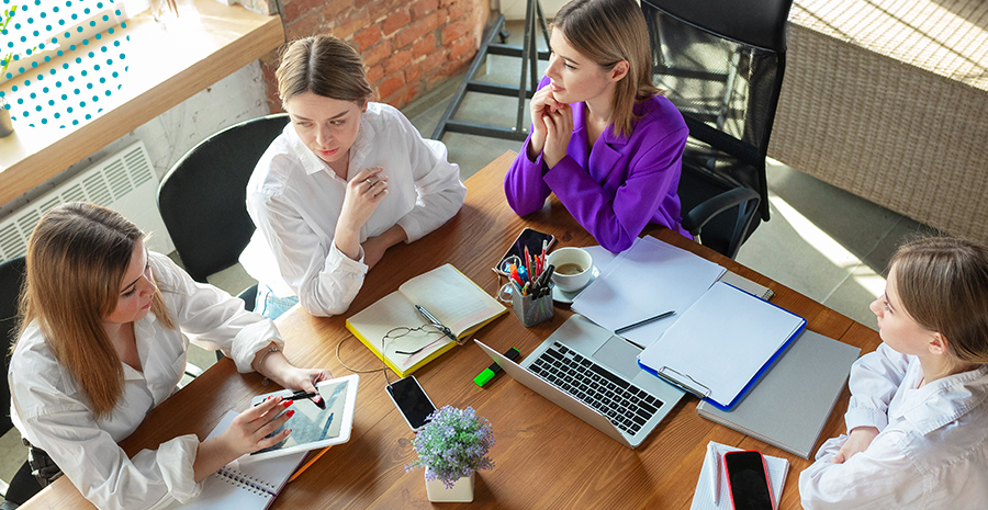 img of Entenda como organizar e orientar equipes de trabalho, seus benefícios e os principais tipos!