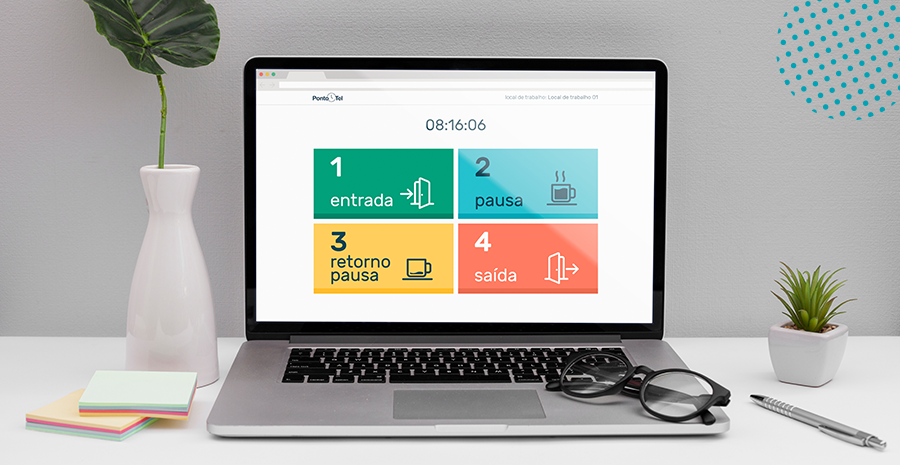 Notebook com a tela na plataforma PontoTel