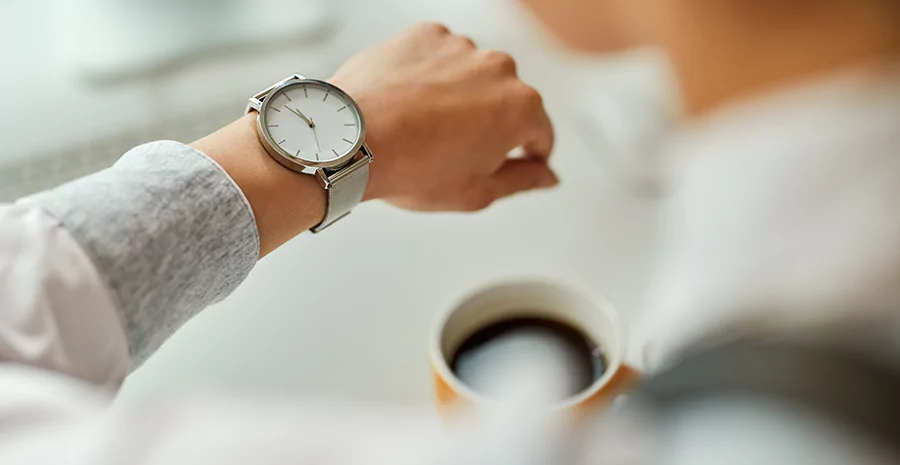 img of Trabalho aos sábados: jornada de trabalho, direitos, hora extra e regras da CLT para empregados e empresas